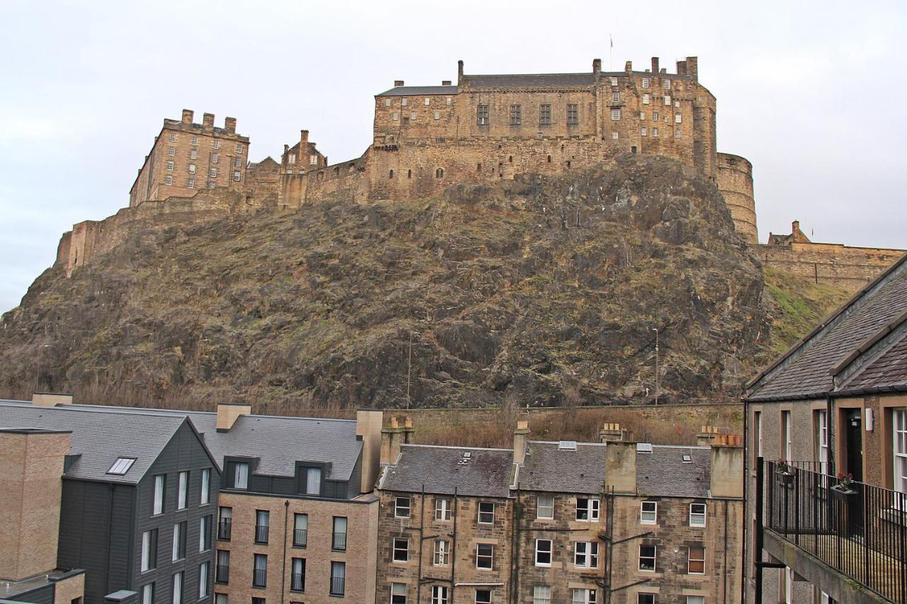 Cosy Castle Apartment Edinburgh Luaran gambar